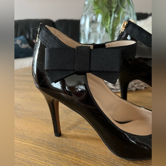 ❗️SOLD❗️Beautiful shoes - Picture 4 of 9